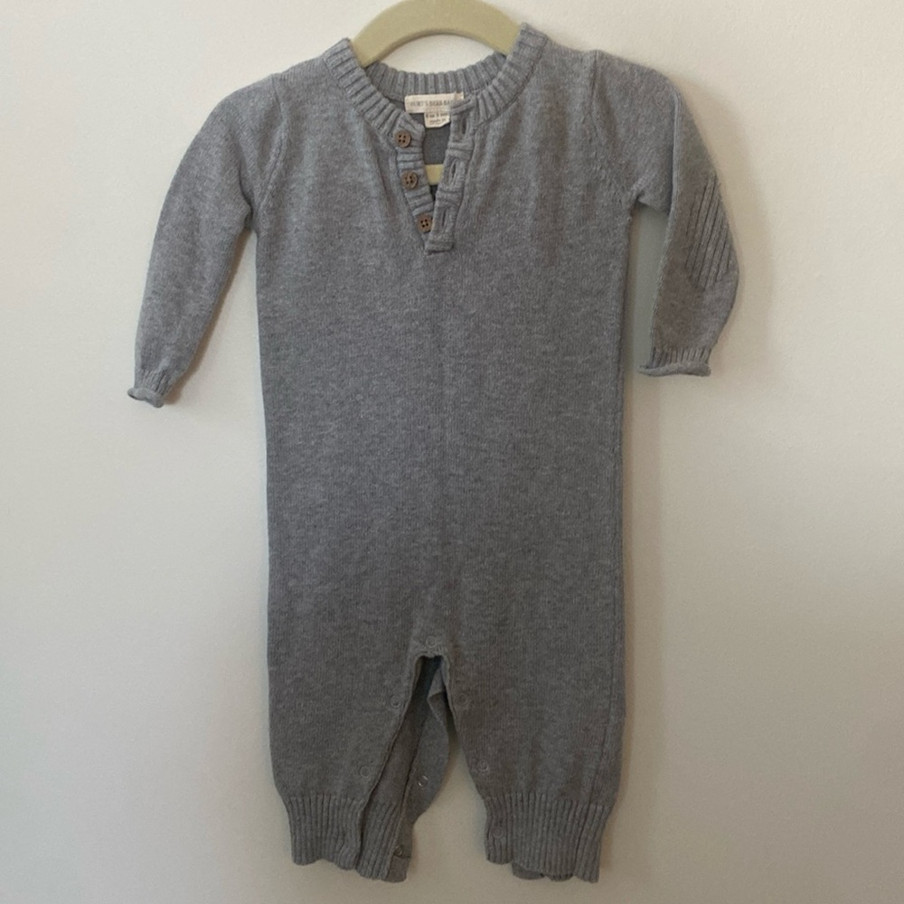 Burt’s Bees 0-3 month onesie